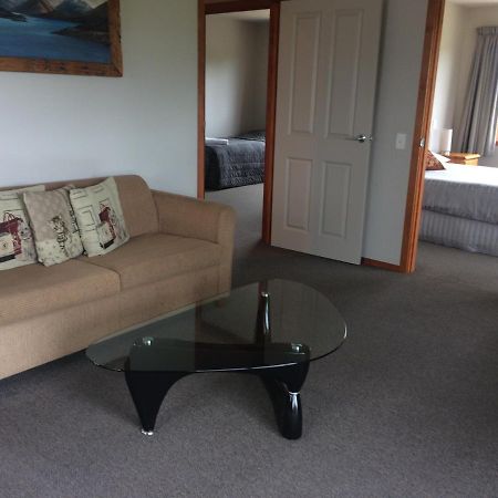 Acheron Cottages Manapouri Exteriör bild