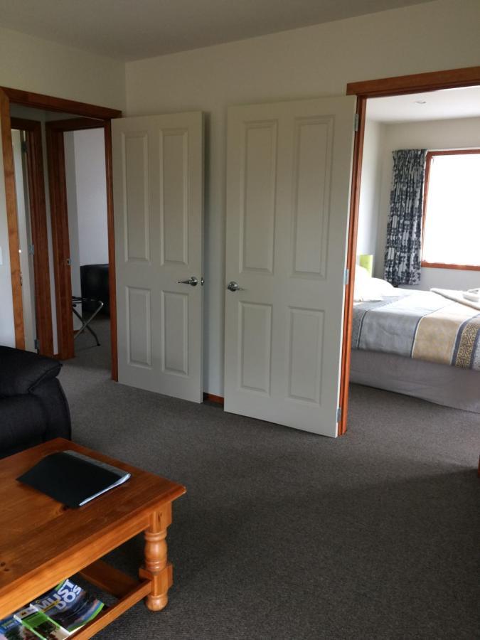 Acheron Cottages Manapouri Exteriör bild